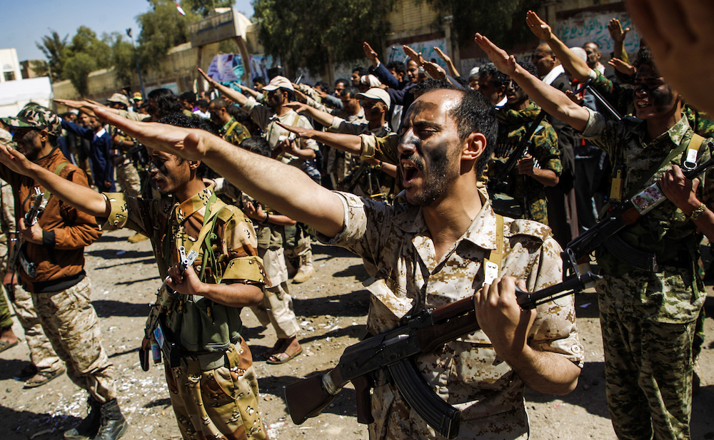 Newly recruited Houthi fighters chant slogans during a gathering in the capital Sanaa to mobilize more fighters to battlefronts to fight pro-government forces in several Yemeni cities. (AFP/File Photo) Newly recruited Houthi fighters chant slogans during a gathering in the capital Sanaa to mobilize more fighters to battlefronts to fight pro-government forces in several Yemeni cities. (AFP/File Photo)