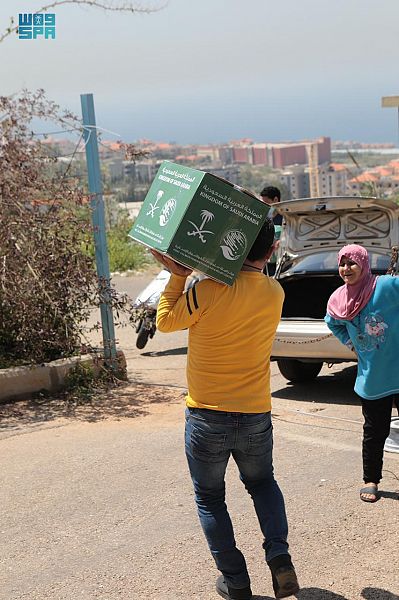 King Salman Humanitarian Aid and Relief Center continues to distribute Ramadan food baskets in Lebanon. (SPA) King Salman Humanitarian Aid and Relief Center continues to distribute Ramadan food baskets in Lebanon. (SPA)